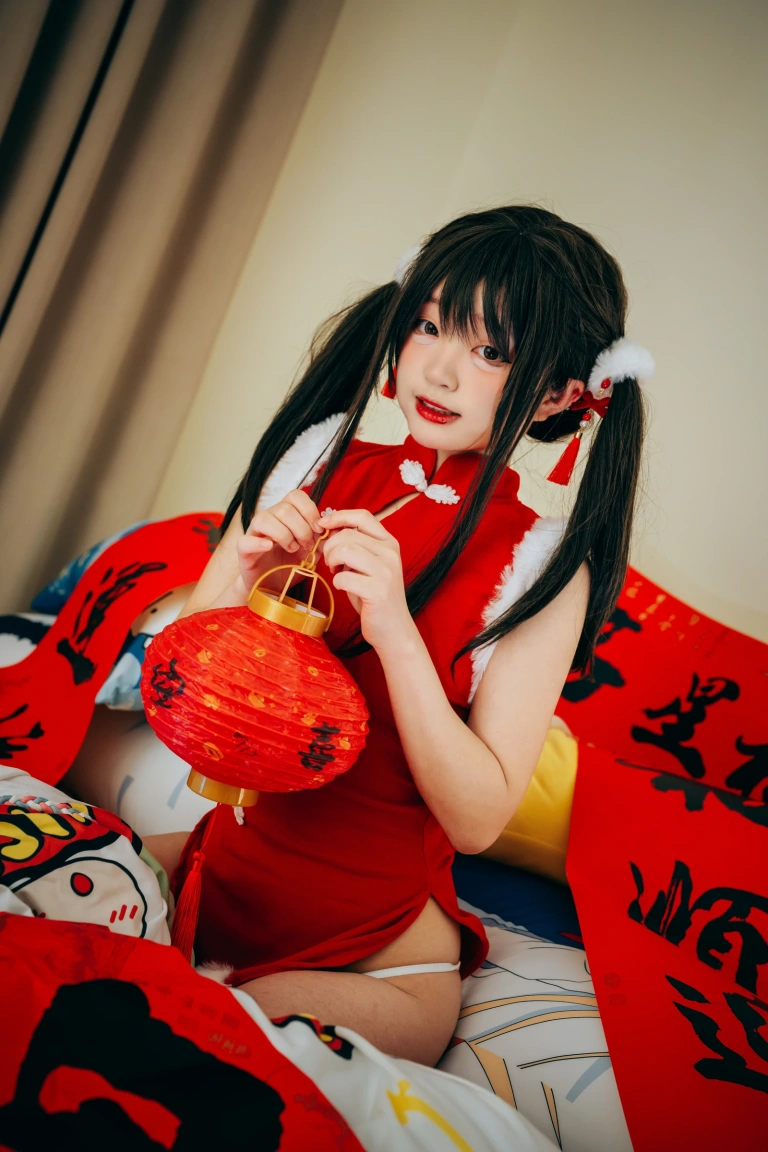 神沢永莉《新年好呀新年好呀》主题写真：56张全套美图，含1个视频