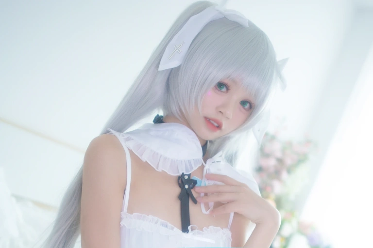 星黛鹿鹿《初音酱》主题写真：58张全套美图