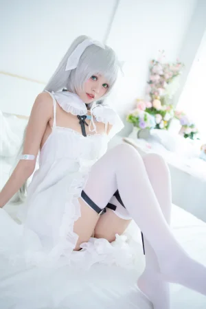 星黛鹿鹿《初音酱》主题写真：58张全套美图