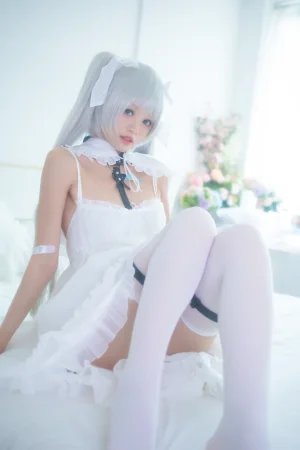 星黛鹿鹿《初音酱》主题写真：58张全套美图