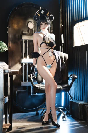 三無人型《蔚蓝档案 妃咲》主题写真：72张全套美图