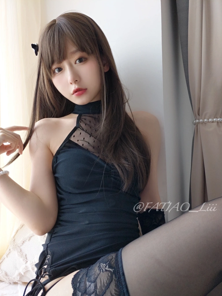 迷之呆梨《Fantia 2022年06月会员合集（10期）》主题写真：170张全套美图，含12个视频