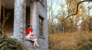 阿包也是兔娘《Lolita红裙2》主题写真：28张全套美图