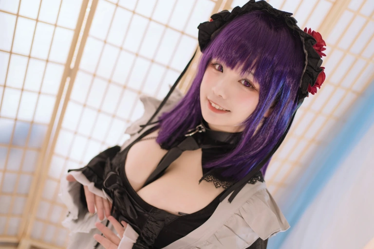 阿半今天很开心《喜多川x小雫》主题写真：56张全套美图