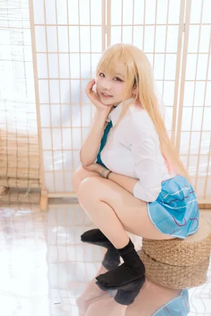 阿半今天很开心《喜多川x小雫》主题写真：56张全套美图