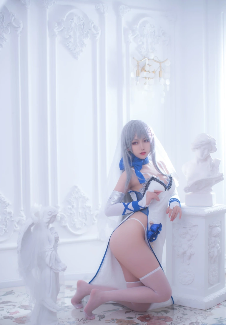 芋圆侑子《路易九世礼服》主题写真：12张全套美图