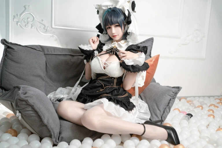 小仓千代《柴郡》主题写真：20张全套美图