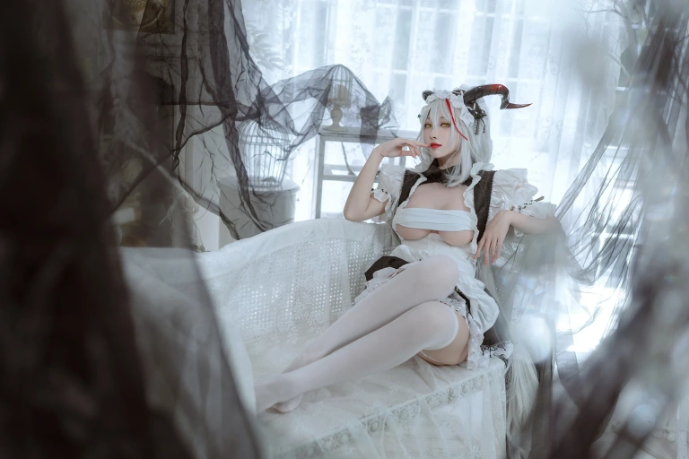 宮本桜《埃吉尔女仆》主题写真：29张全套美图