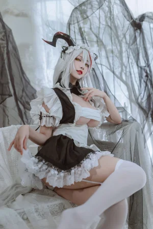 宮本桜《埃吉尔女仆》主题写真：29张全套美图