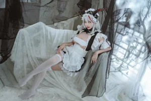 宮本桜《埃吉尔女仆》主题写真：29张全套美图