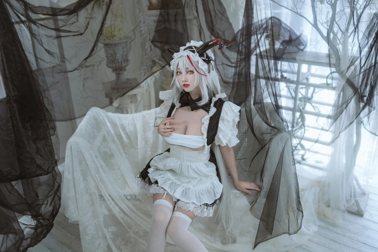 宮本桜《埃吉尔女仆》主题写真：29张全套美图