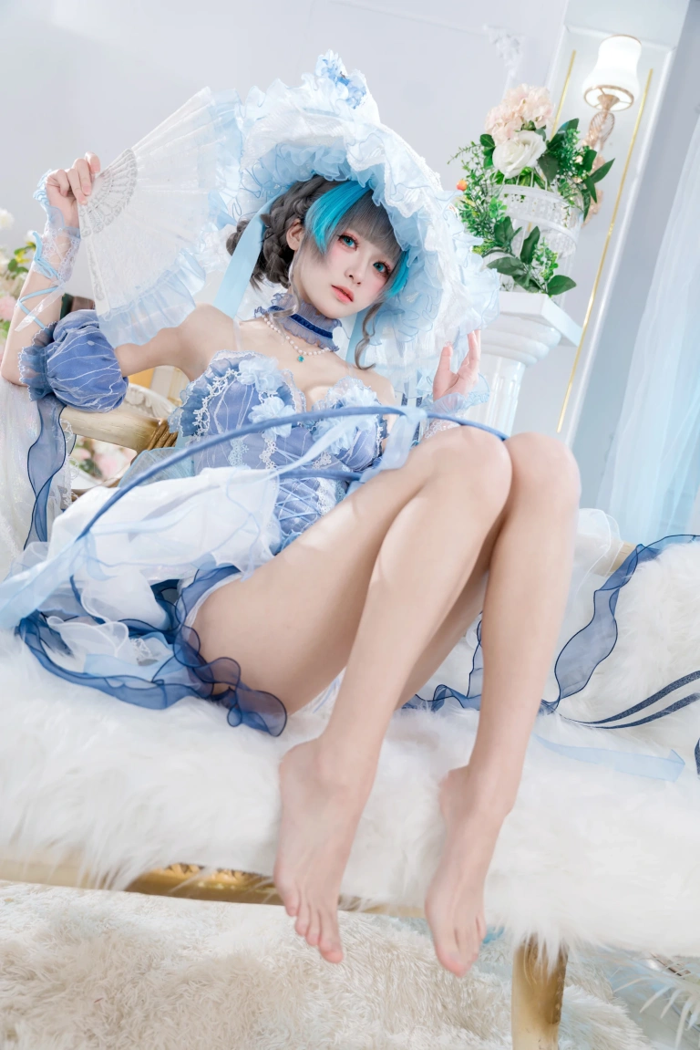 九柒喵《柴郡冰雪公主》主题写真：32张全套美图
