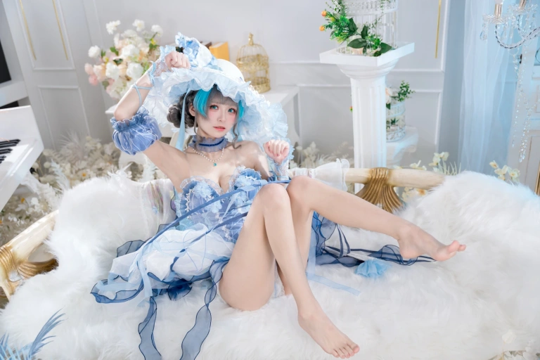九柒喵《柴郡冰雪公主》主题写真：32张全套美图