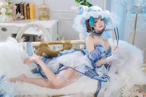 九柒喵《柴郡冰雪公主》主题写真：32张全套美图