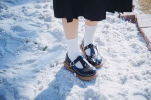 清青琴玖《恋冬》主题写真：33张全套美图