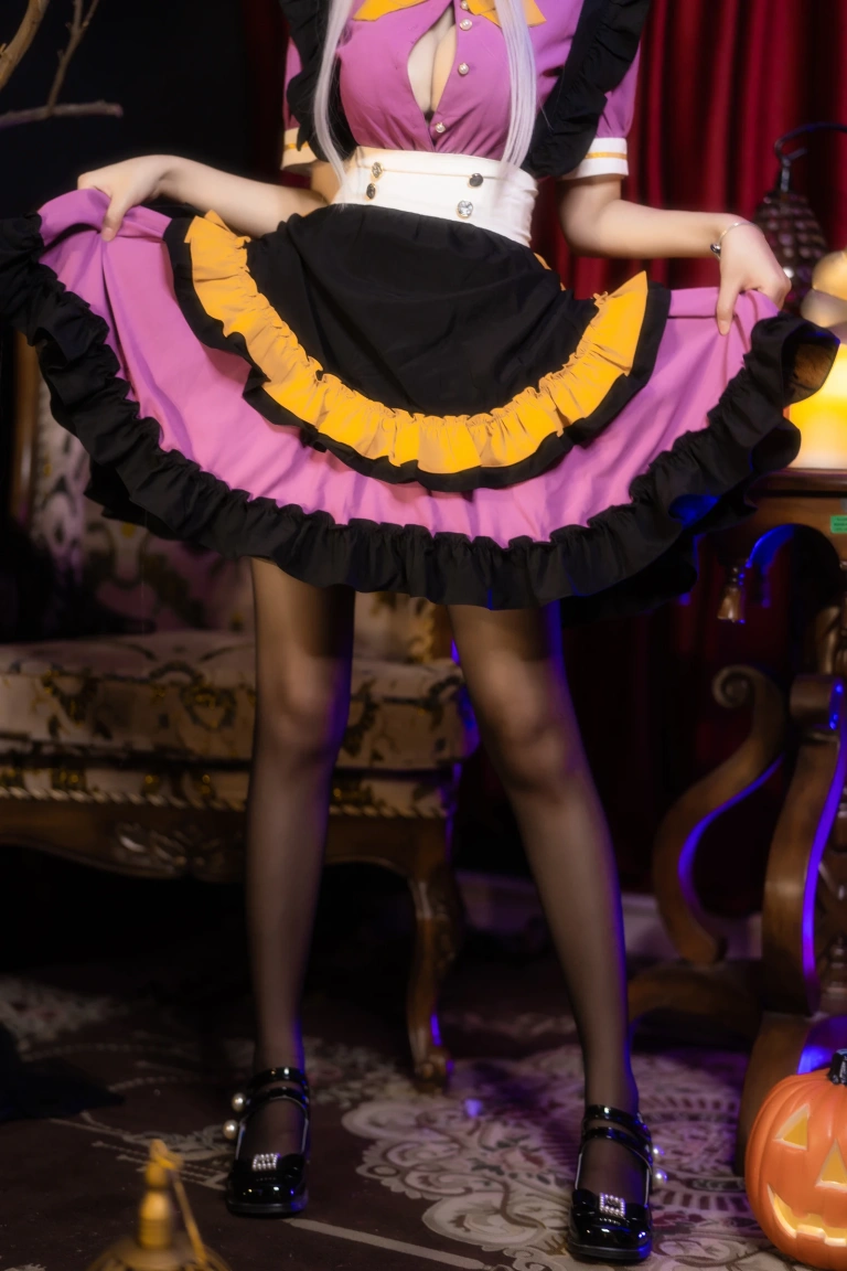 羽生三未《万圣黑丝女仆》主题写真：37张全套美图