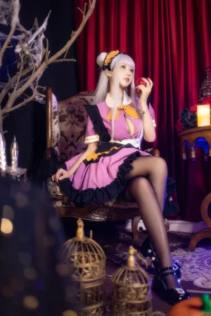 羽生三未《万圣黑丝女仆》主题写真：37张全套美图