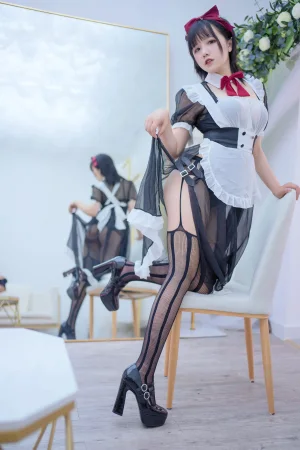阿半今天很开心《透明女仆》主题写真：39张全套美图