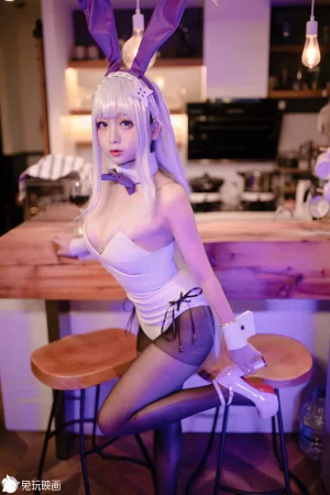 日奈娇(椎名莜)《兔女郎》主题写真：40张全套美图