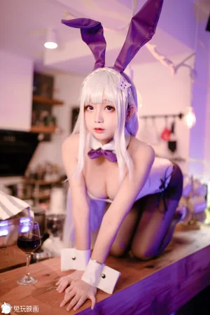 日奈娇(椎名莜)《兔女郎》主题写真：40张全套美图