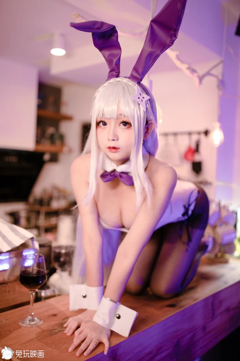 日奈娇(椎名莜)《兔女郎》主题写真：40张全套美图
