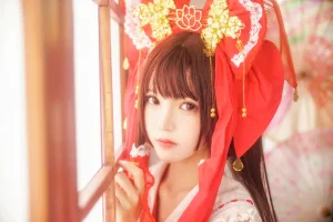 桜桃喵《灵梦 新年快乐》主题写真：45张全套美图