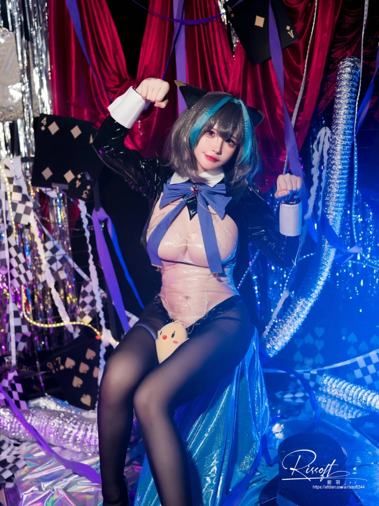前羽《柴郡魔术师》主题写真：50张全套美图