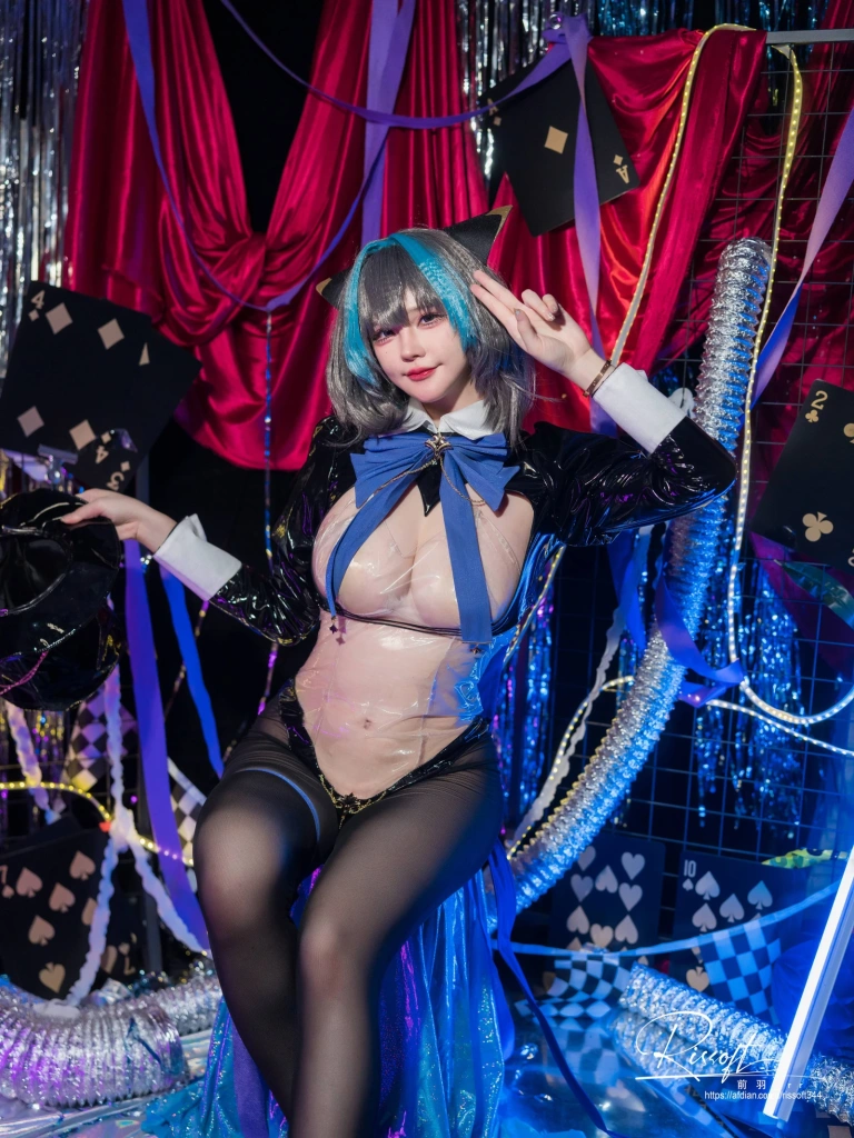 前羽《柴郡魔术师》主题写真：50张全套美图