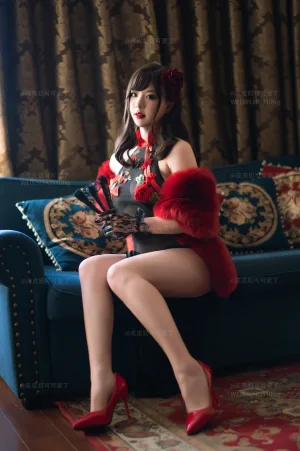 皮皮奶《玫瑰》主题写真：50张全套美图