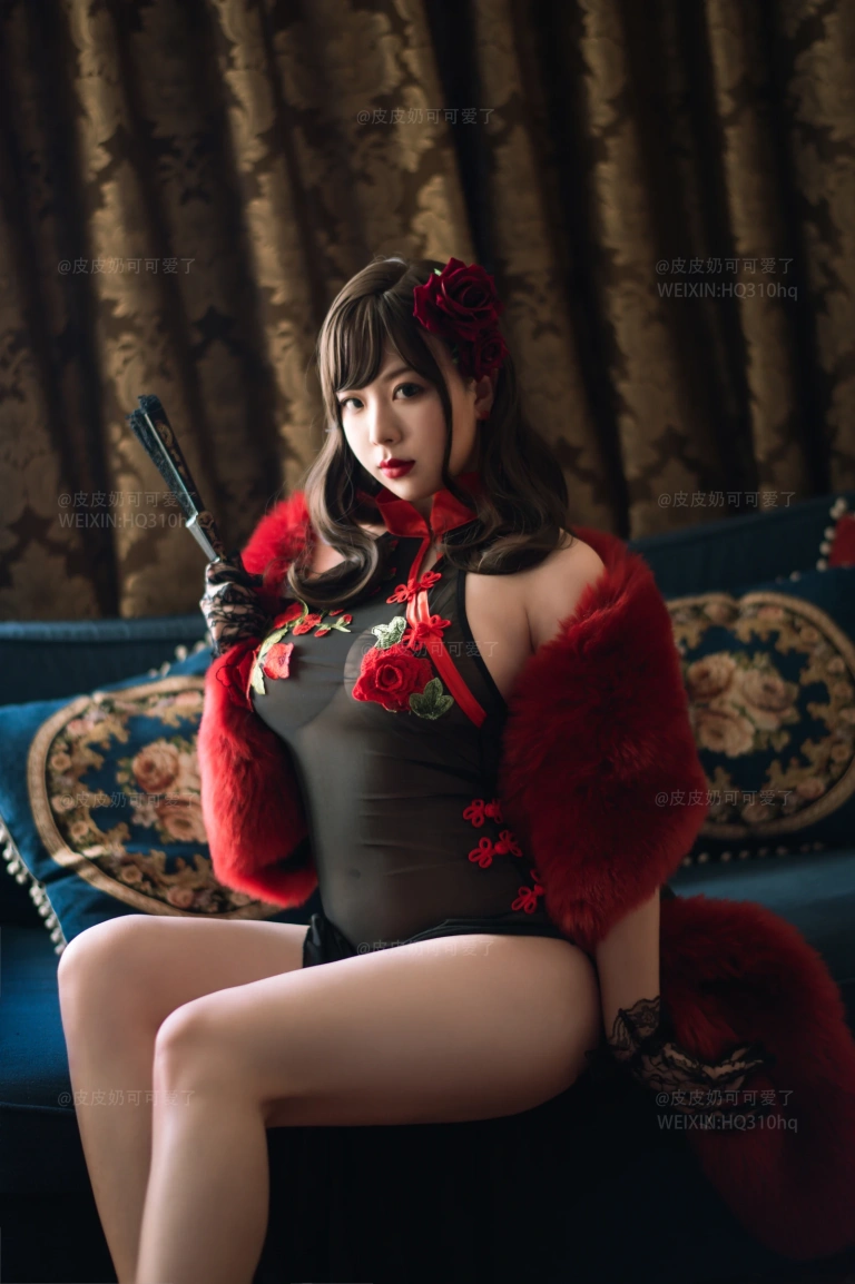 皮皮奶《玫瑰》主题写真：50张全套美图