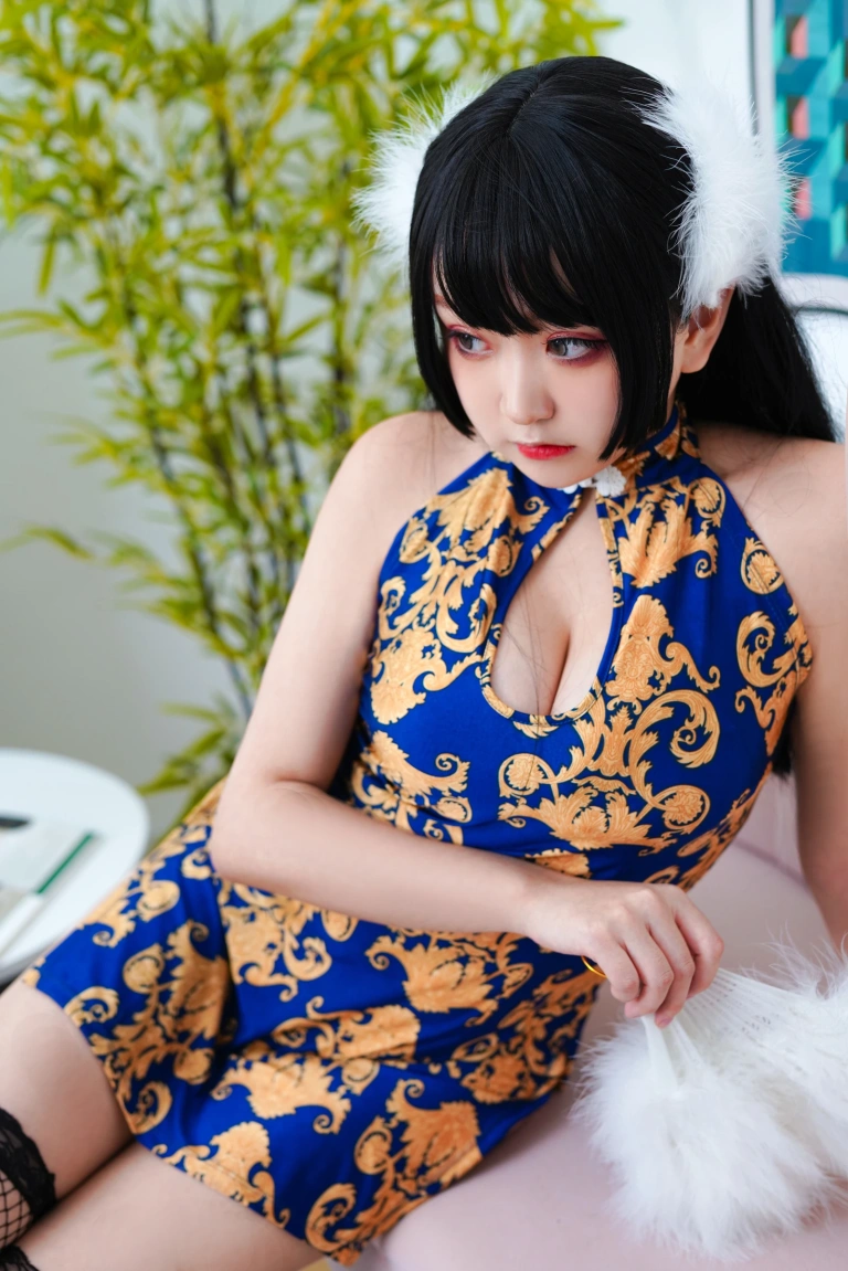 恩田直幸《蓝色旗袍》主题写真：52张全套美图