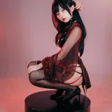 花铃《猩红护士》主题写真：77张全套美图