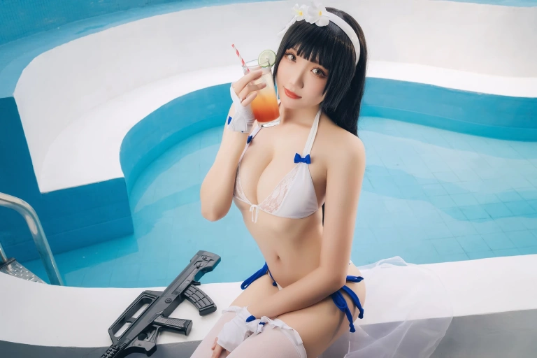 瓜希酱《95式 夏鸣蝉》主题写真：18张全套美图