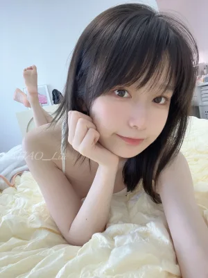 迷之呆梨《Fantia 2022年07月会员合集（9期）》主题写真：163张全套美图，含9个视频