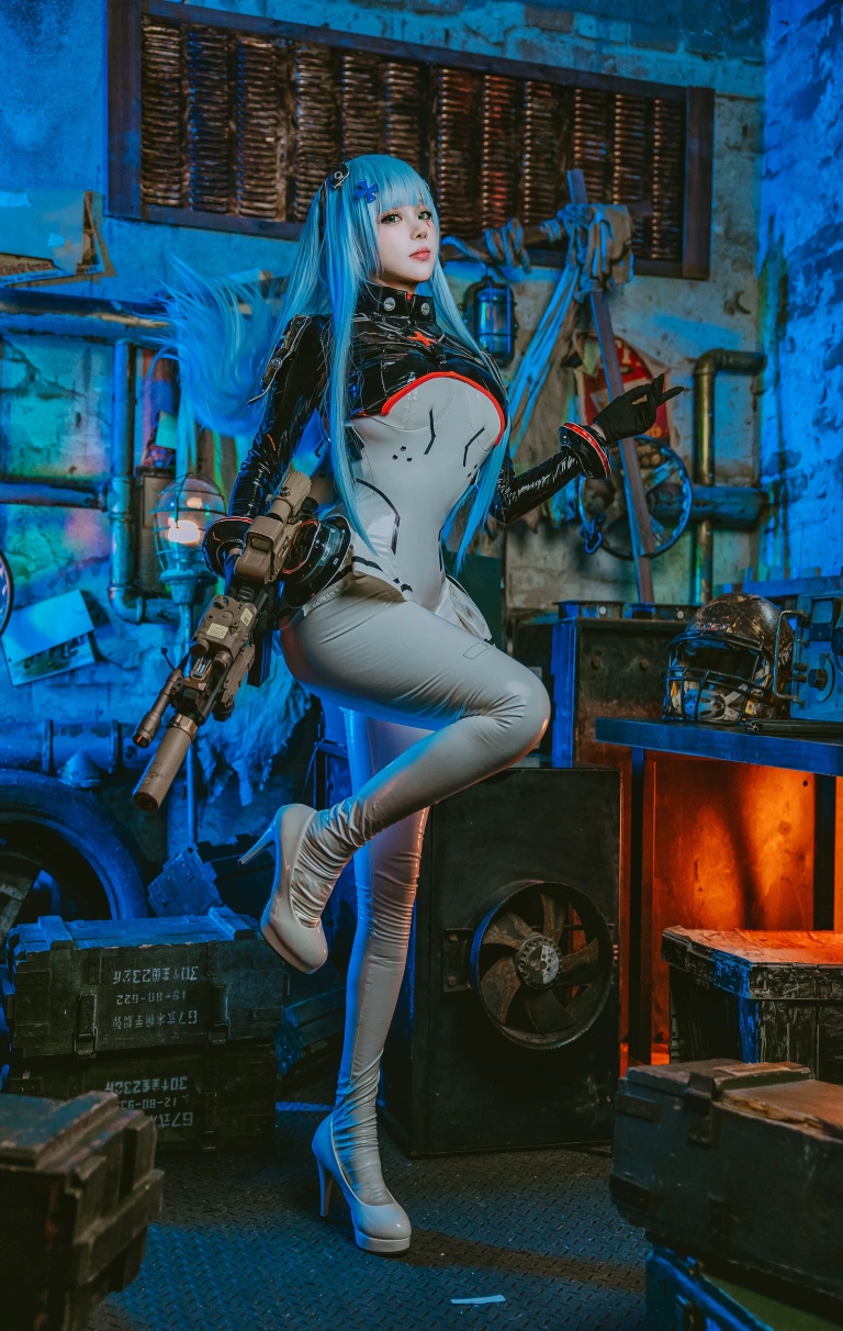 凛子酱《hk416》主题写真：27张全套美图
