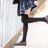 木棉棉《JK黑丝》主题写真：47张全套美图