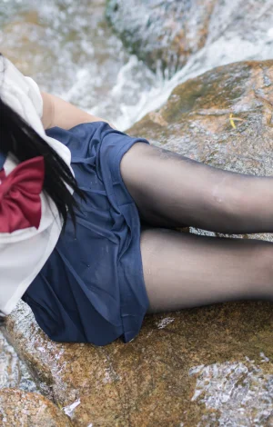 白烨《湿身JK水下版》主题写真：98张全套美图，含2个视频