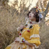 阿包也是兔娘《Lolita黄裙》主题写真：12张全套美图