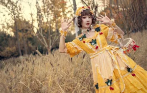 阿包也是兔娘《Lolita黄裙》主题写真：12张全套美图