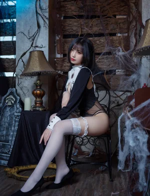念雪《修女》主题写真：38张全套美图