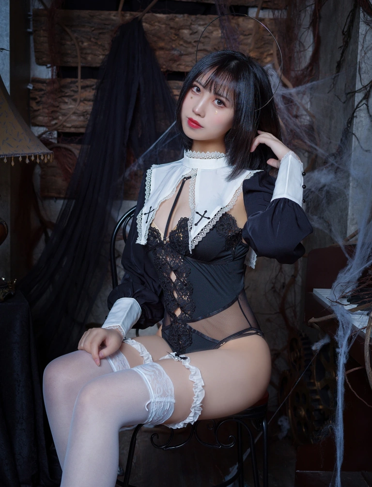 念雪《修女》主题写真：38张全套美图