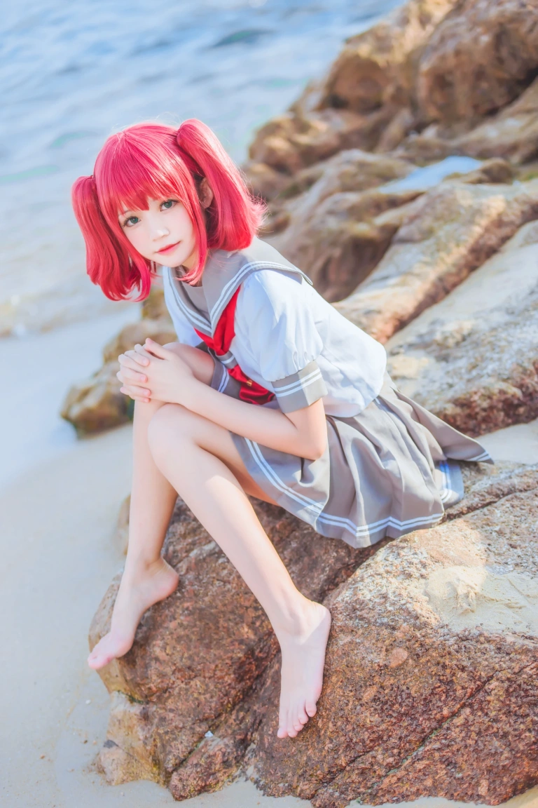 桜桃喵《露比》主题写真：12张全套美图