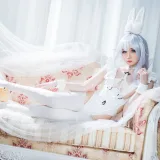 焖焖碳《恶毒兔头》主题写真：15张全套美图