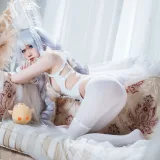 焖焖碳《恶毒兔头》主题写真：15张全套美图