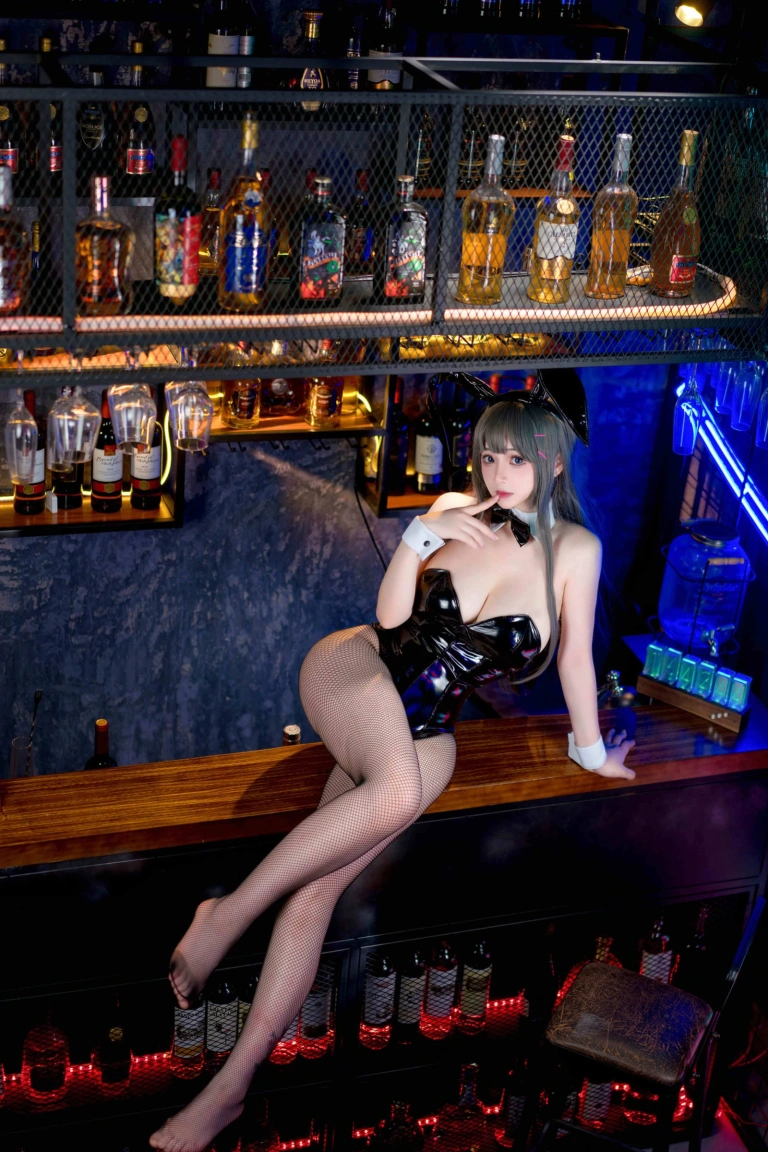 叉子宝宝《樱岛麻衣》主题写真：20张全套美图