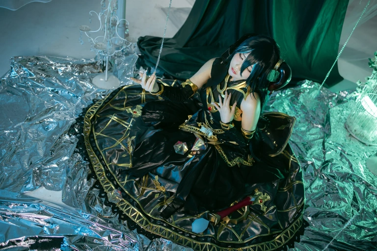 是一只熊仔《公主连结 兰法》主题写真：22张全套美图