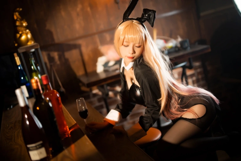 清青琴玖《喜多川兔女郎》主题写真：24张全套美图