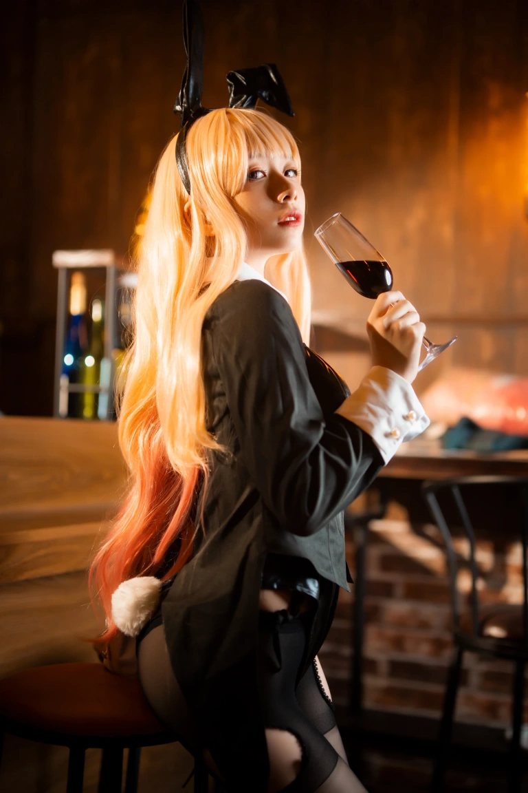 清青琴玖《喜多川兔女郎》主题写真：24张全套美图