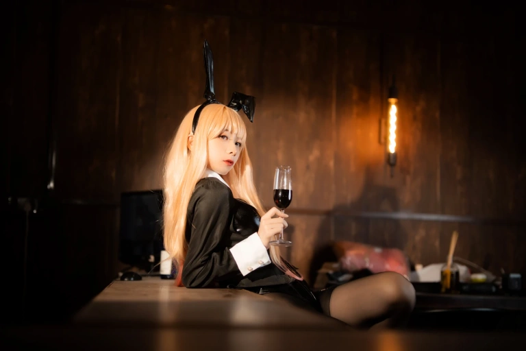 清青琴玖《喜多川兔女郎》主题写真：24张全套美图