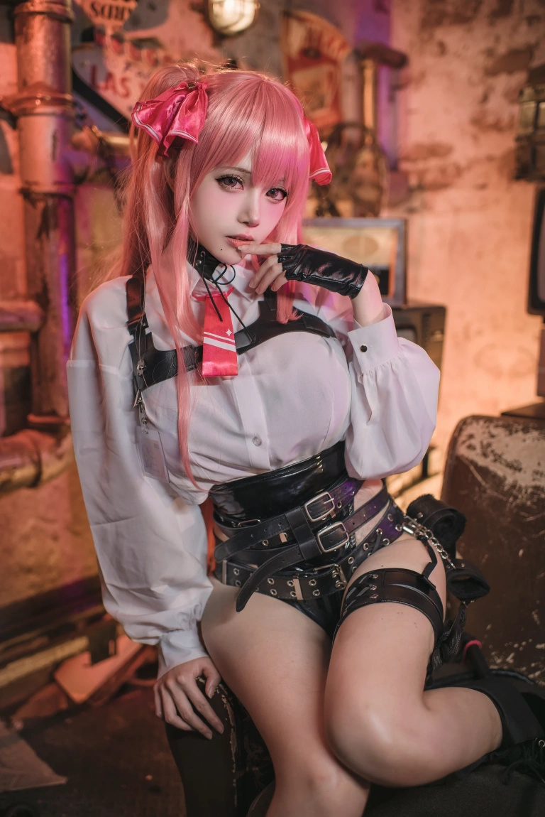 凛子酱《尤尼》主题写真：25张全套美图